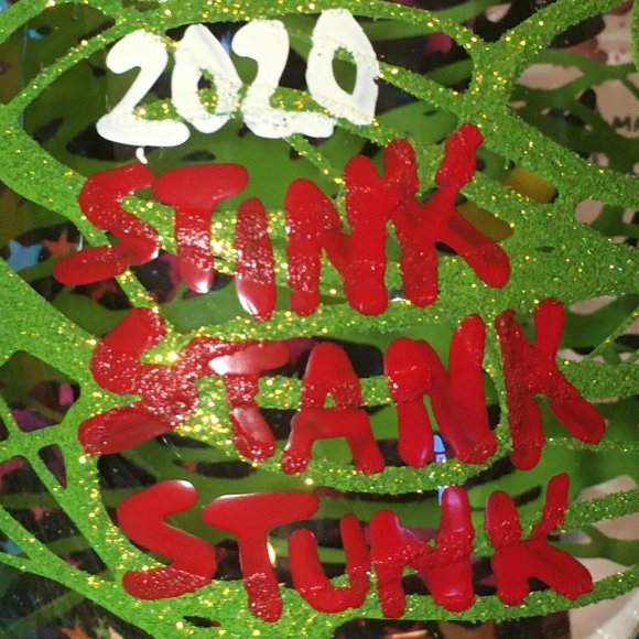 Handmade Grinch Glass👀❣🆕 - Picture 4 of 12